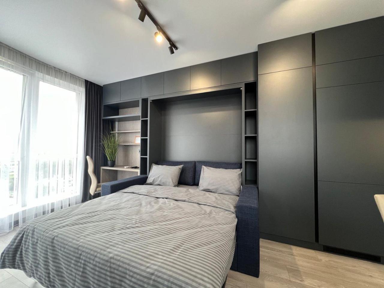 Apartments Vip Avalon Lviv Exterior photo